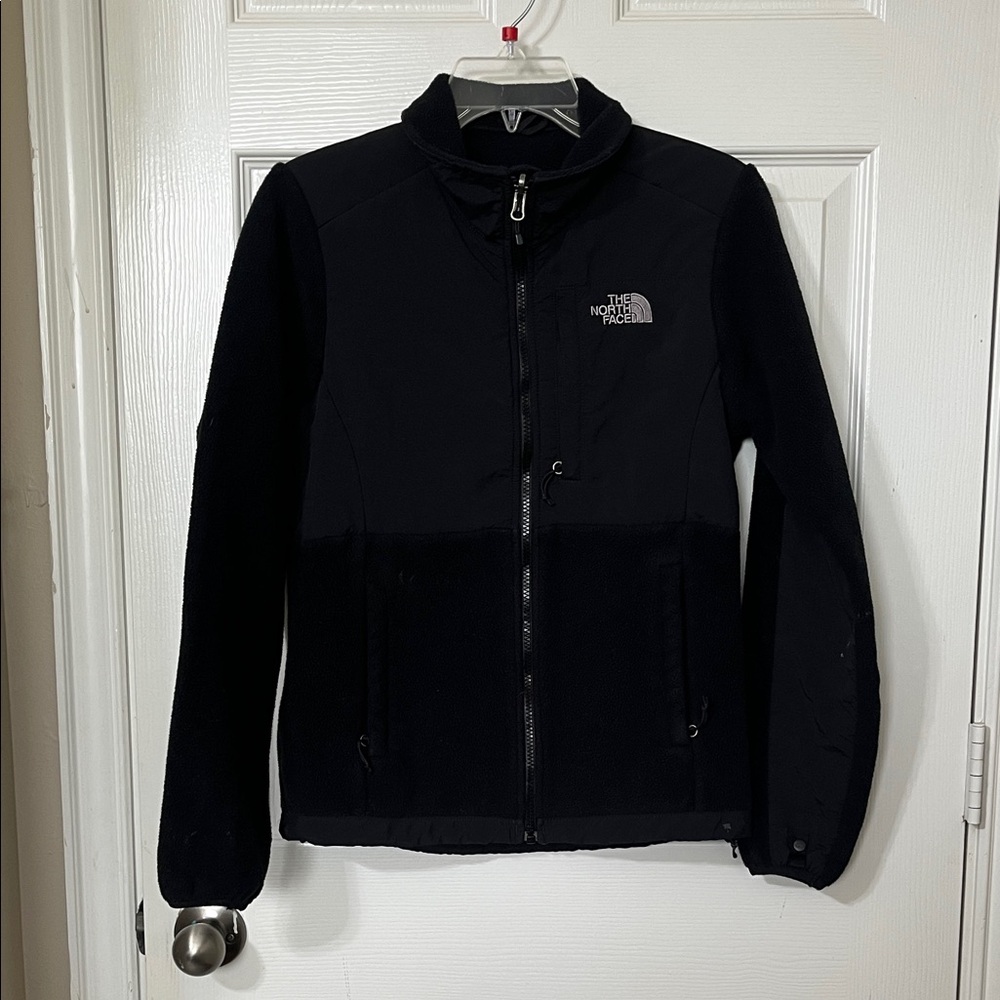 The North Face Black Full‑Zip Fleece Jacket